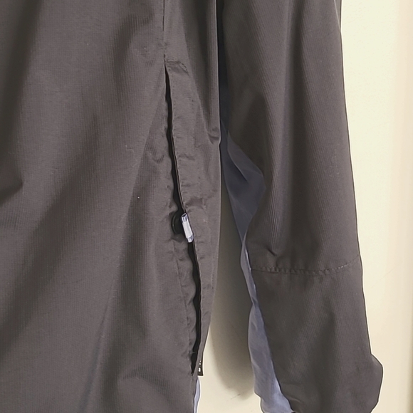 COLUMBIA WINDBREAKER - Picture 3 of 8